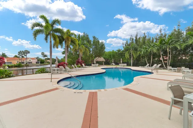 $630,000 | 1045 Southeast 6th Avenue, Dania, FL 33004