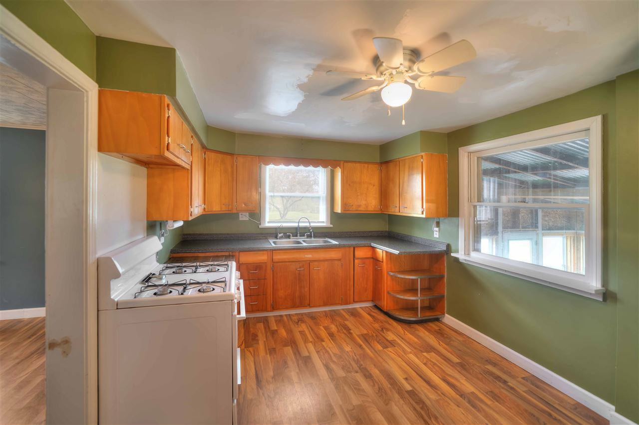 657 Blackman Road Jackson, MI 49201 - Photo 15 of 38 Photo 15