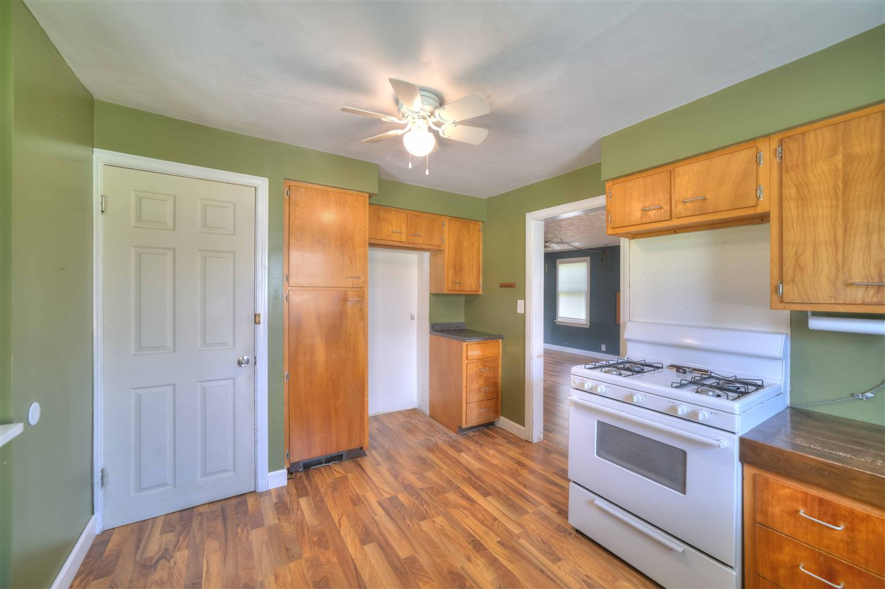657 Blackman Road Jackson, MI 49201 - Photo 16 of 38 Photo 16