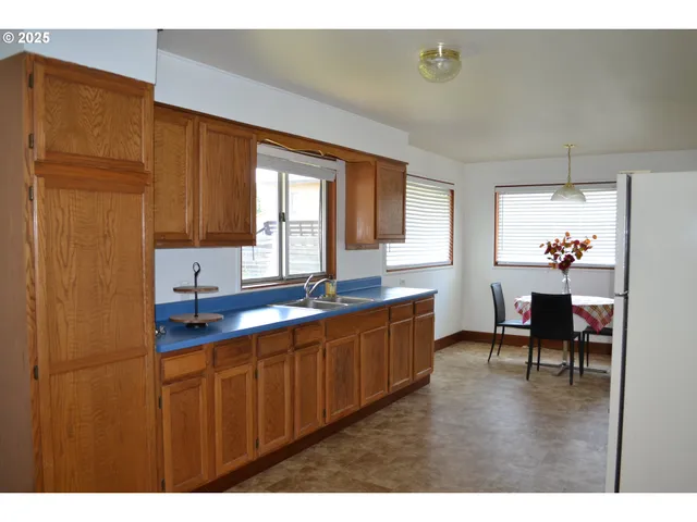 $240,500 | 203 South Alder Street, Wallowa, OR 97885