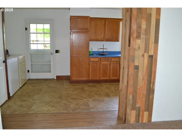 $240,500 | 203 South Alder Street, Wallowa, OR 97885