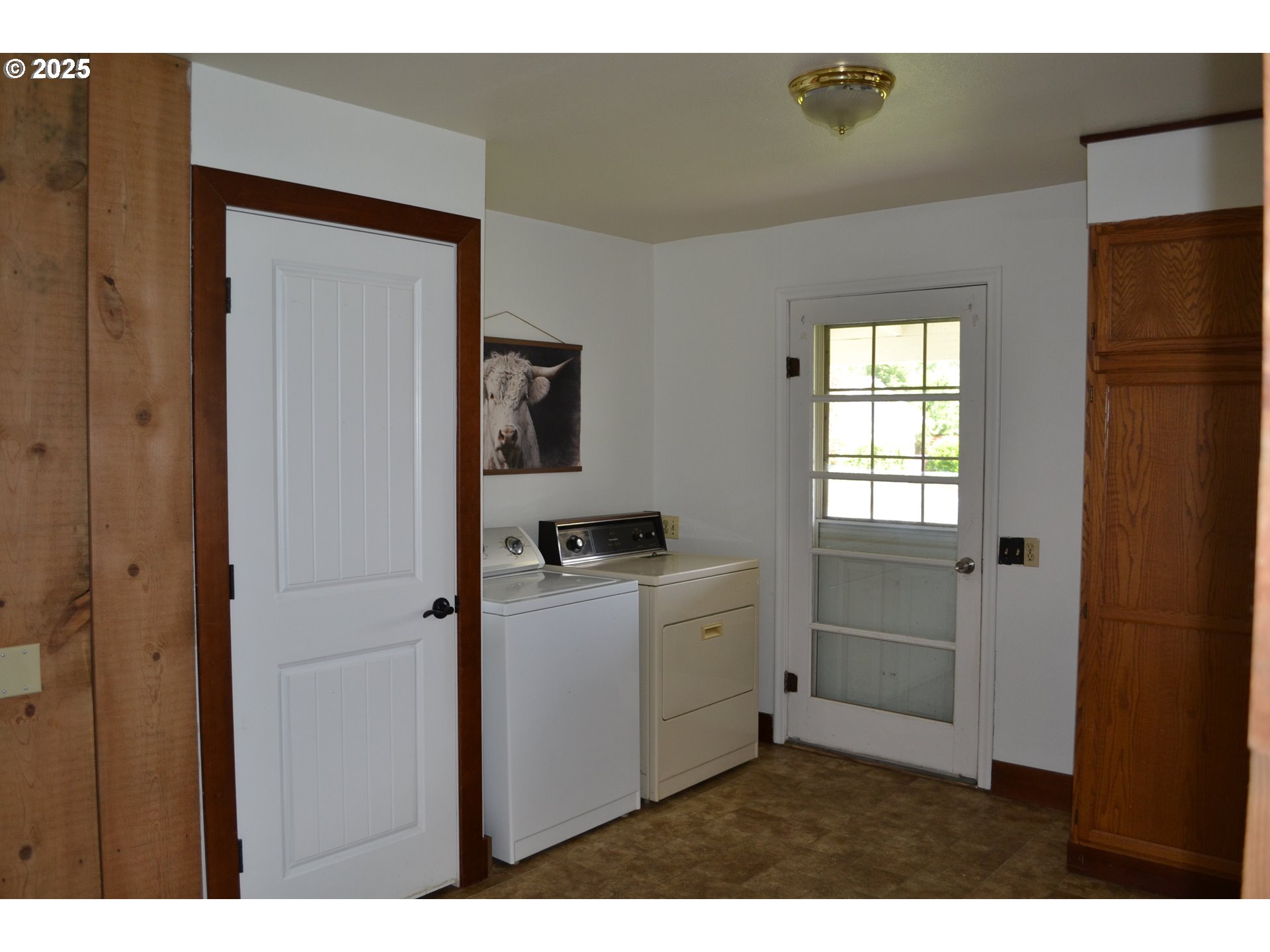 203 South Alder Street Wallowa, OR 97885 - Photo 7 of 22 Laundry