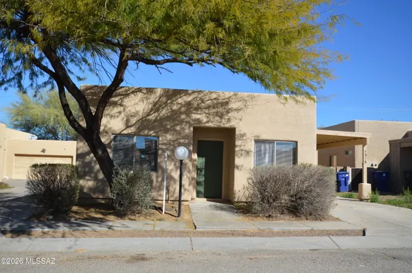 $1,400 | 8535 East Seabury Court, Unit 1, Tucson, AZ 85710