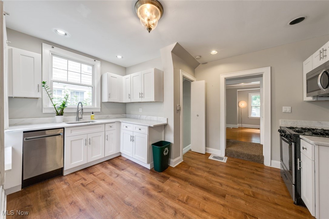 2182 Maplewood Road Cleveland, OH 44118 - Photo 18 of 50 Gallery Image 18