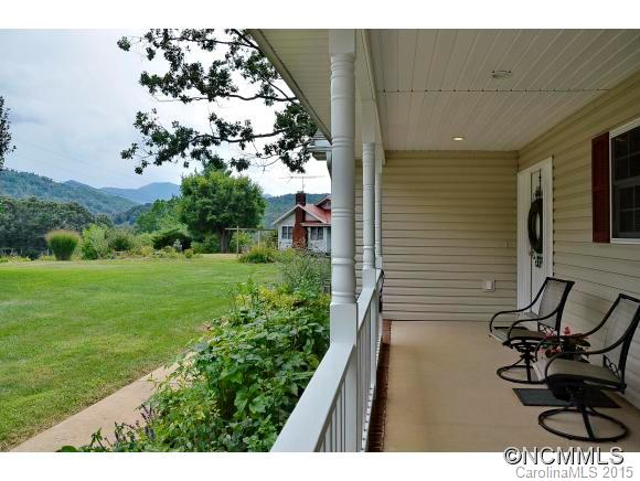 36 Warren Road Candler, NC 28715 - Photo 19 of 24 Gallery Image 19