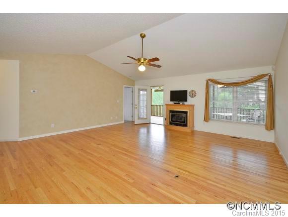36 Warren Road Candler, NC 28715 - Photo 5 of 24 Gallery Image 5