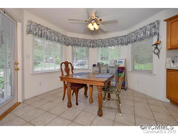 36 Warren Road Candler, NC 28715 - Photo 6 of 24 Gallery Image 6