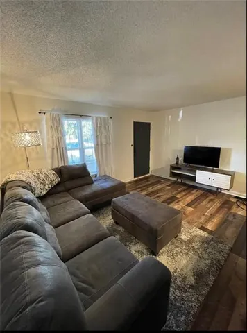 $1,400 | 683 Grant Street, Unit G, Clarkesville, GA 30523