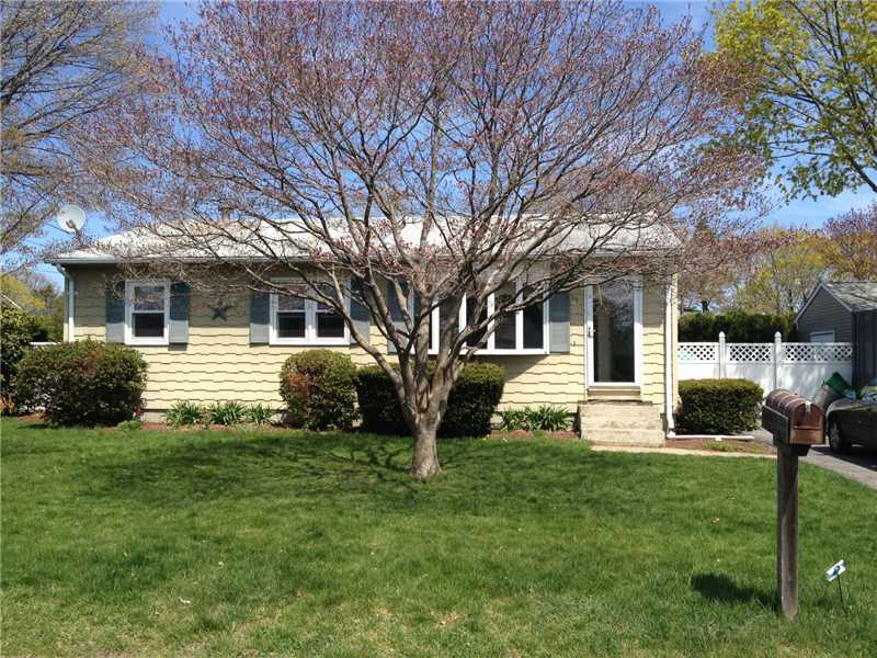 81 Alfred Street Warwick, RI 02889 - Photo 1 of 2 Exterior Front.
