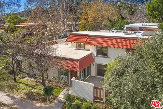 $680,000 | 22342 James Alan Circle, Chatsworth, CA 91311