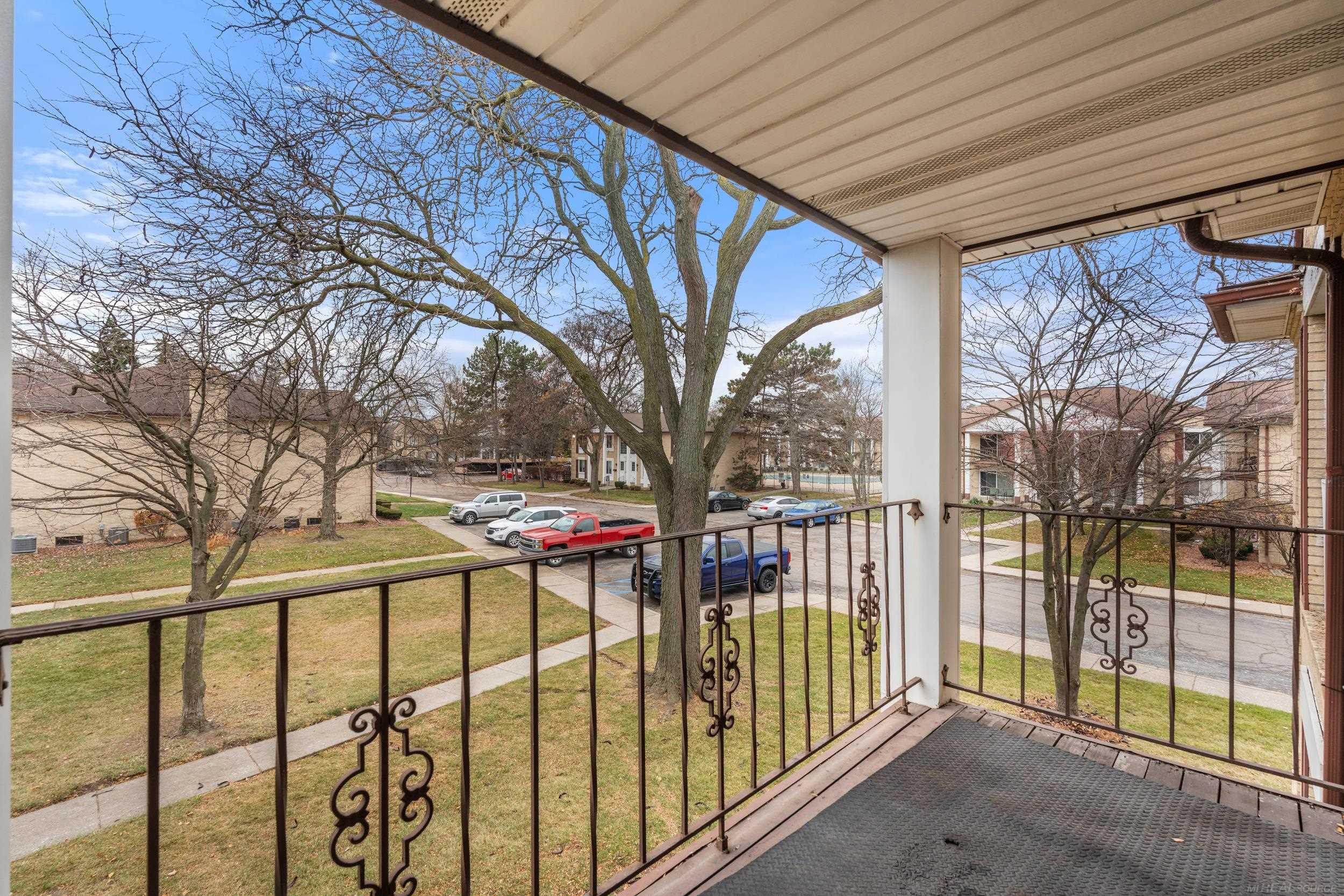 29265 Hayes Road Warren, MI 48088 - Photo 20 of 29