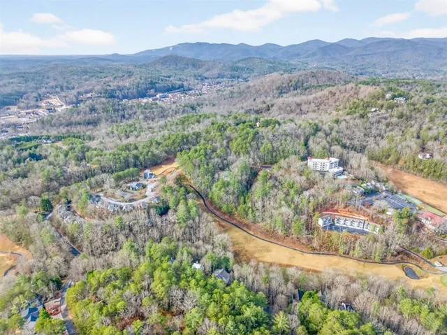 $649,900 | 81 Dach Bruecke Gasse, Helen, GA 30545