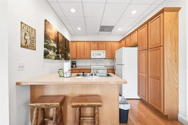 $649,900 | 81 Dach Bruecke Gasse, Helen, GA 30545