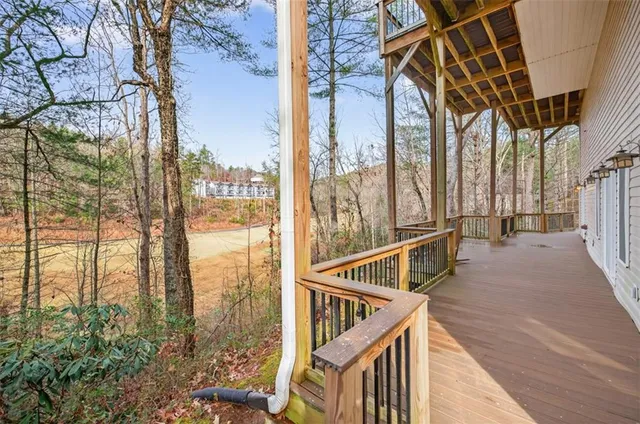 $649,900 | 81 Dach Bruecke Gasse, Helen, GA 30545
