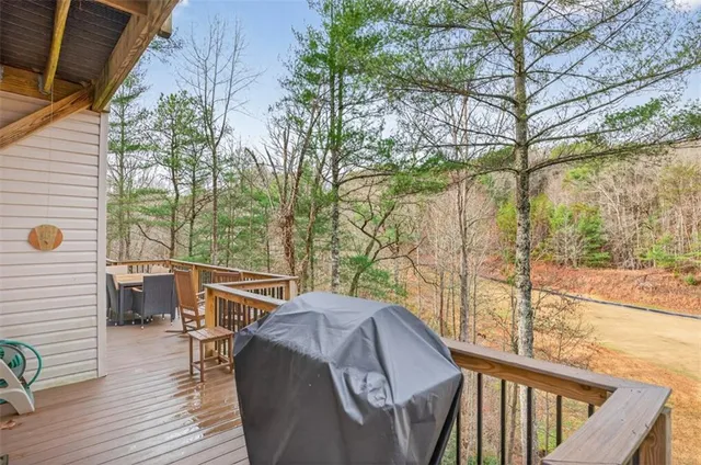 $649,900 | 81 Dach Bruecke Gasse, Helen, GA 30545