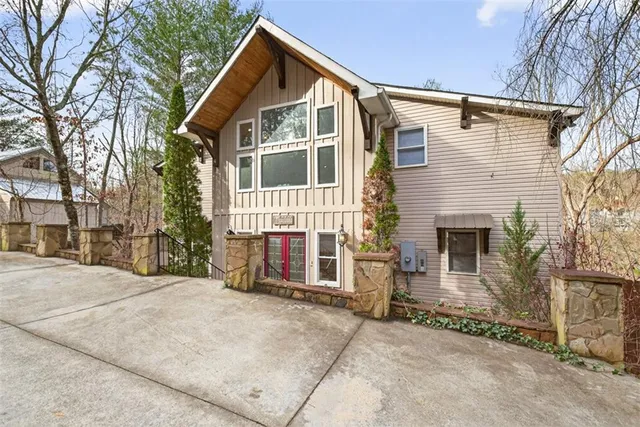 $649,900 | 81 Dach Bruecke Gasse, Helen, GA 30545