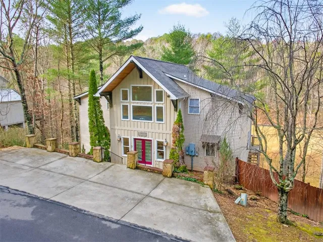 $649,900 | 81 Dach Bruecke Gasse, Helen, GA 30545