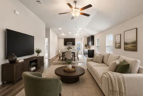 $319,000 | 13608 Bullhorn Acacia Pass, Manor, TX 78653