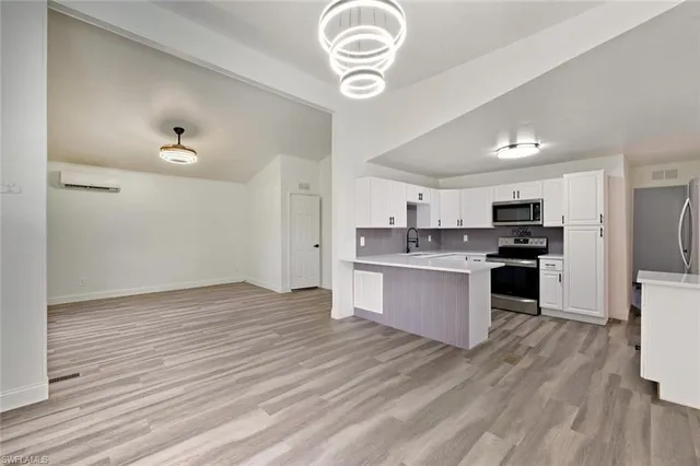 $359,900 | 5317 Dixie Drive, Naples, FL 34113