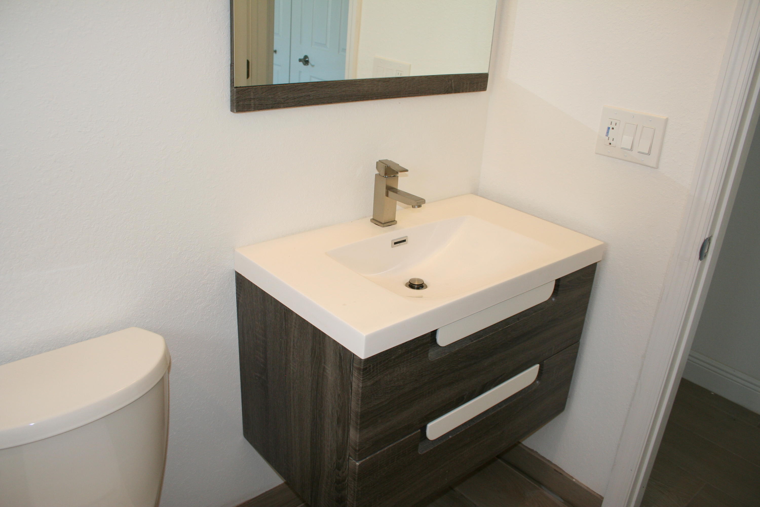 716 Barcelona Road Key Largo, FL 33037 - Photo 22 of 29 2018-10-12 23.48.54