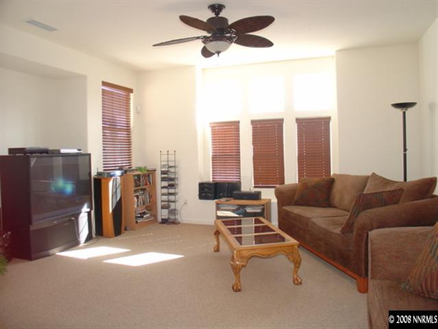 9285 Lost Valley Road Reno, NV 89521 - Photo 3 of 9 Photo 3