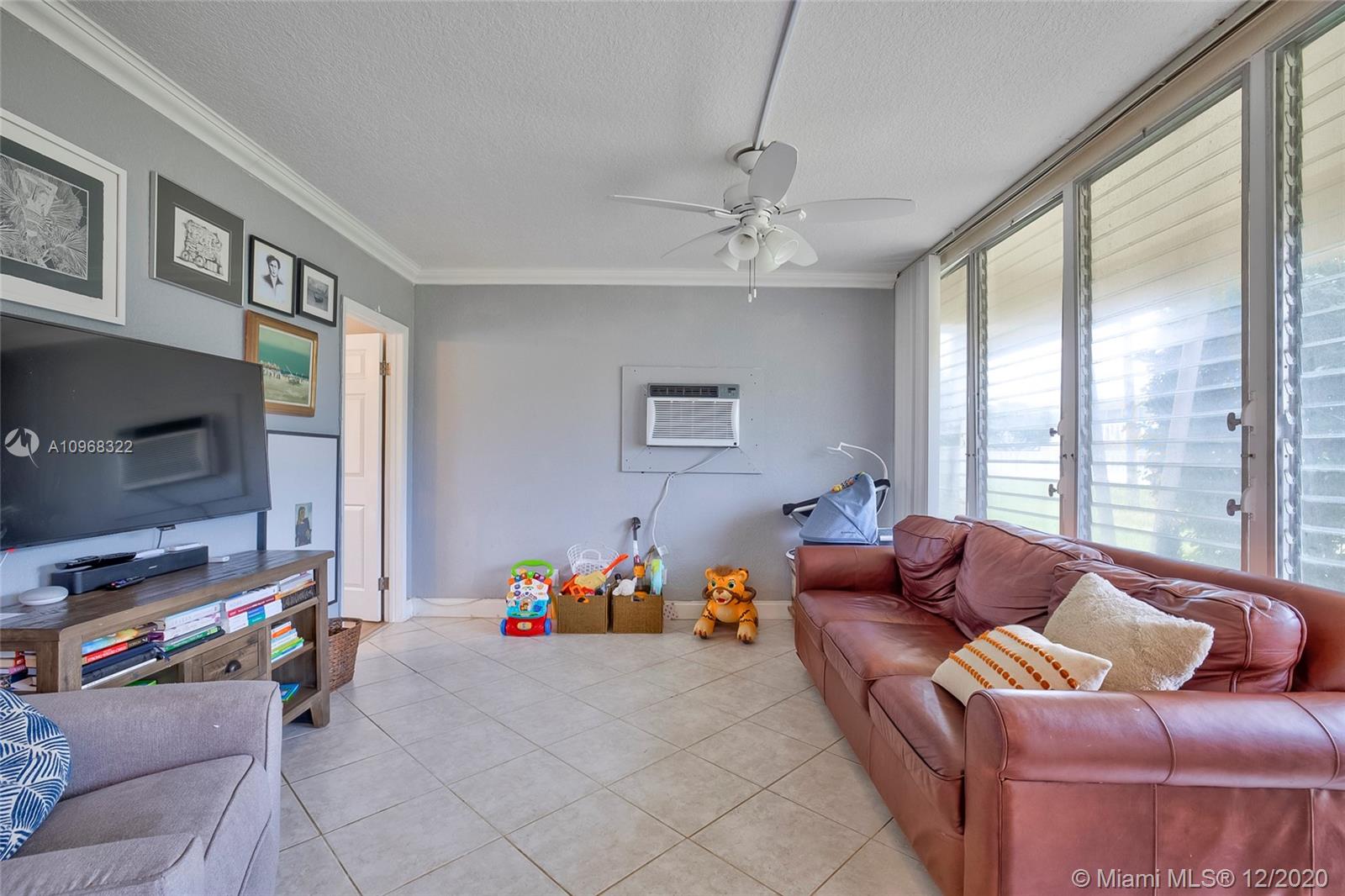 2755 Northeast 28th Avenue, Unit A4 Lighthouse Point, FL 33064 - Photo 15 of 37