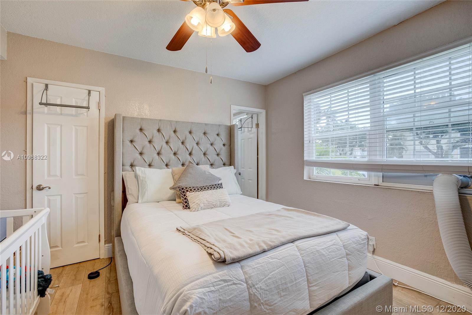 2755 Northeast 28th Avenue, Unit A4 Lighthouse Point, FL 33064 - Photo 18 of 37
