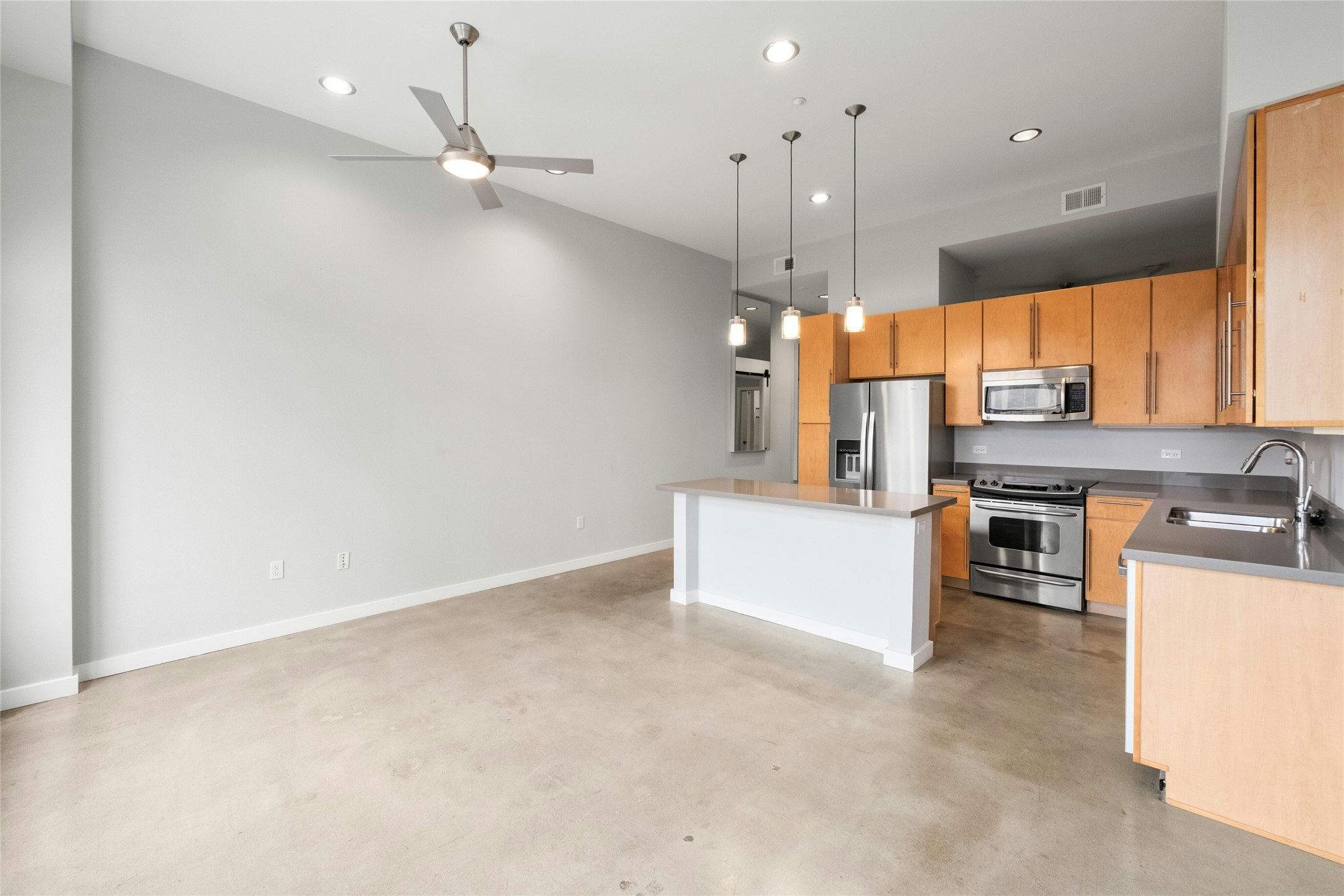 507 Sabine Street, Unit 403 Austin, TX 78701 - Photo 6 of 22