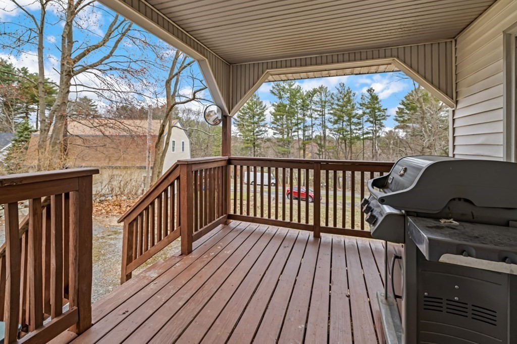 9 Highland Road Middleton, MA 01949 - Photo 17 of 25 Gallery Image 17
