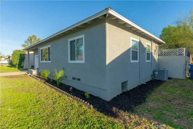 $519,900 | 7796 Sycamore Avenue, Riverside, CA 92504