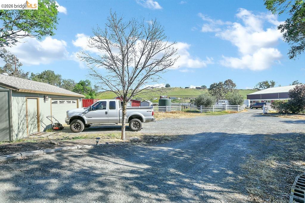 4229 Briones Valley Road Brentwood, CA 94513 - Photo 28 of 37 View of dirt / gravel driveway