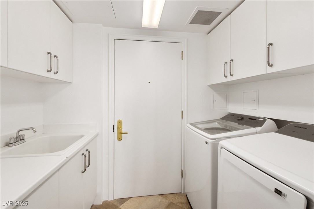 2877 Paradise Road, Unit 2203 Las Vegas, NV 89109 - Photo 32 of 34 Gallery Image 32