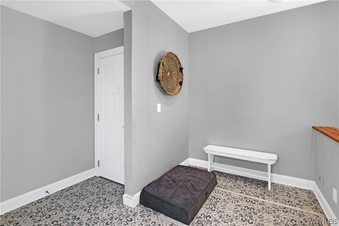 4775 Ransom Road Clarence, NY 14031 - Photo 13 of 49 Breakfast Nook