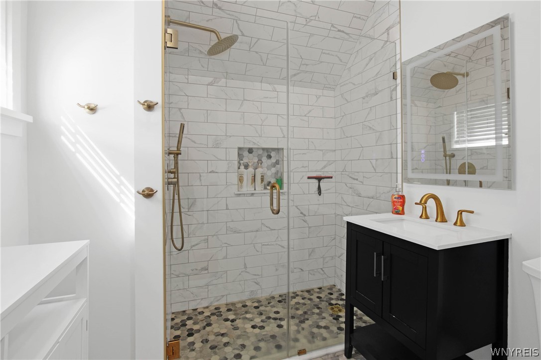 4775 Ransom Road Clarence, NY 14031 - Photo 30 of 49 2nd Full Bath