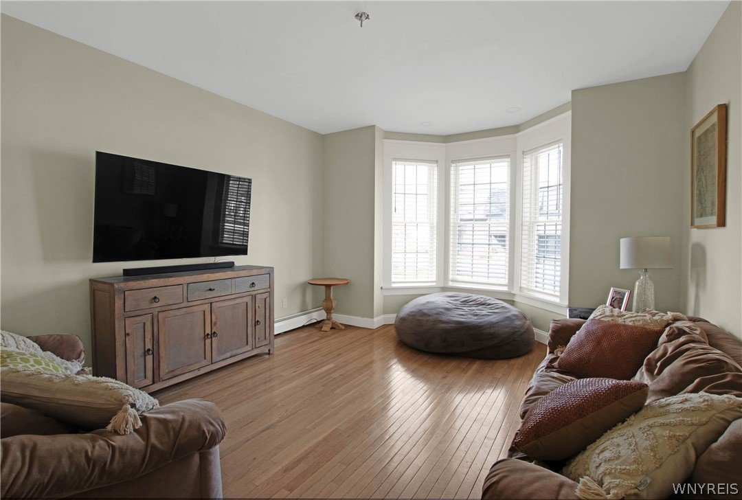 4775 Ransom Road Clarence, NY 14031 - Photo 8 of 49 Family Room