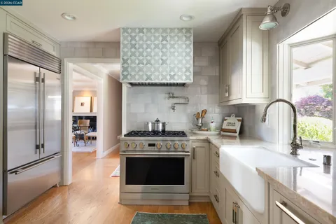 $1,995,000 | 136 Shuey Drive, Moraga, CA 94556