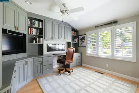 $1,995,000 | 136 Shuey Drive, Moraga, CA 94556