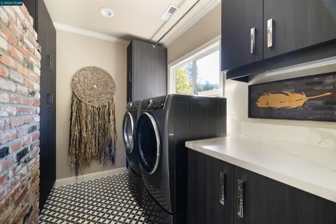 $1,995,000 | 136 Shuey Drive, Moraga, CA 94556