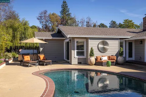 $1,995,000 | 136 Shuey Drive, Moraga, CA 94556