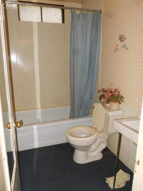 4877 North Lapeer Road Columbiaville, MI 48421 - Photo 21 of 23 20403030-20.JPG