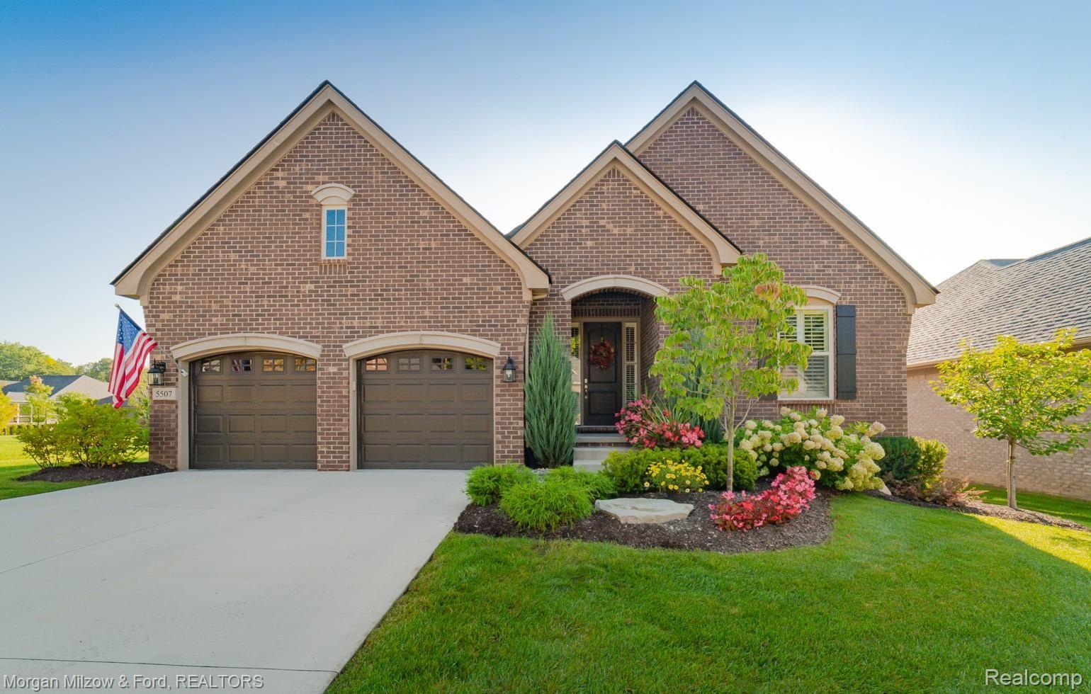 5507 Woodfall Road Clarkston, MI 48348 - Photo 1 of 39 5507 Woodfall-2.jpg