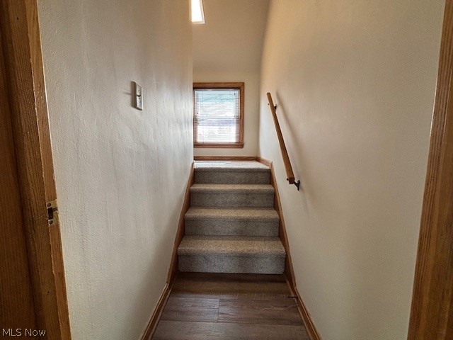 11146 Cadiz Road Cambridge, OH 43725 - Photo 12 of 28 Stairs leading up to top floor