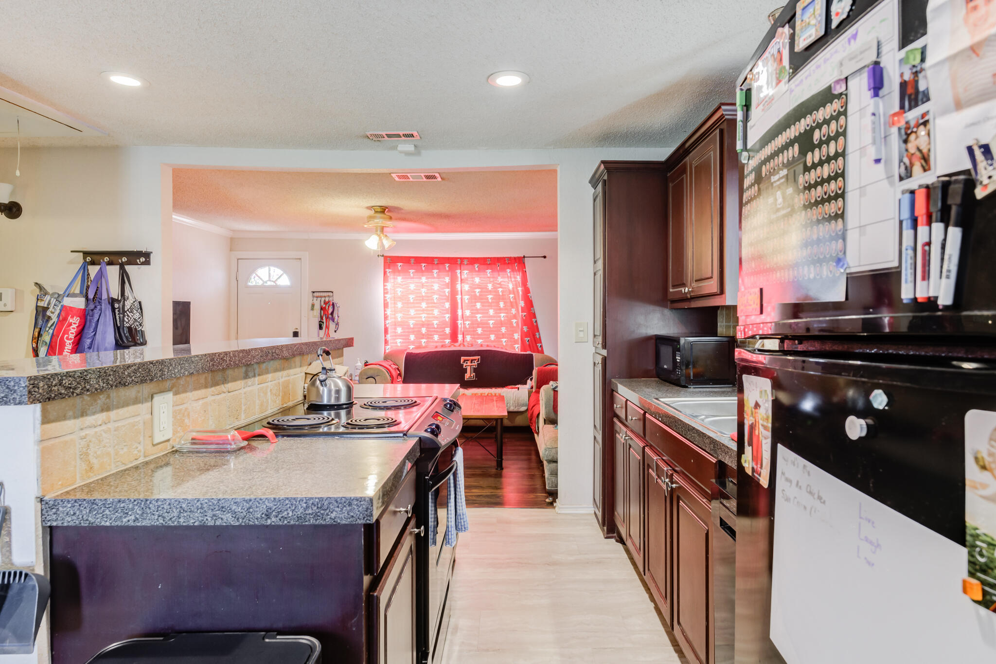 2014 37th Street Lubbock, TX 79412 - Photo 11 of 36 DSC03967_8_9