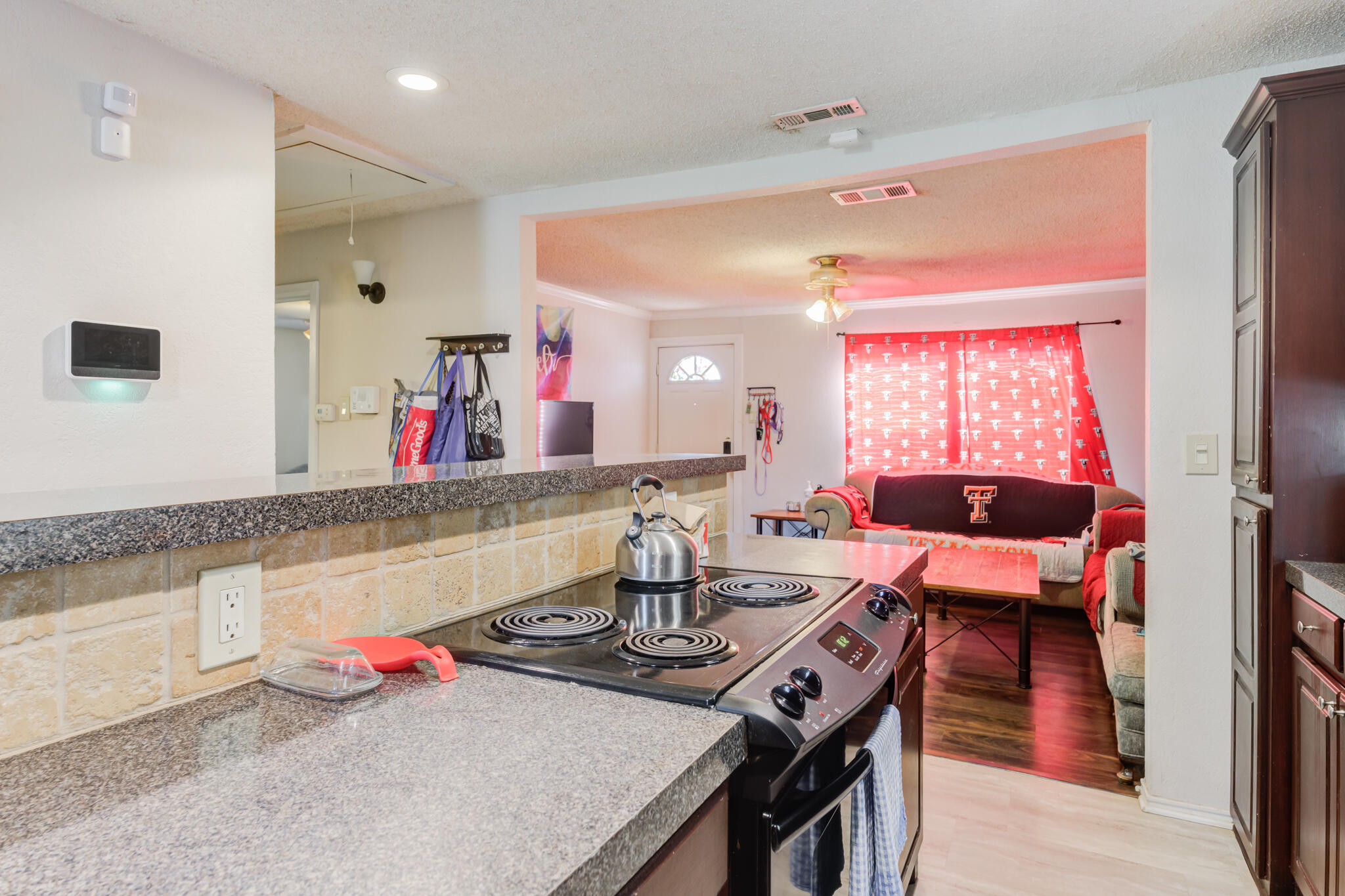 2014 37th Street Lubbock, TX 79412 - Photo 12 of 36 DSC03973_4_5