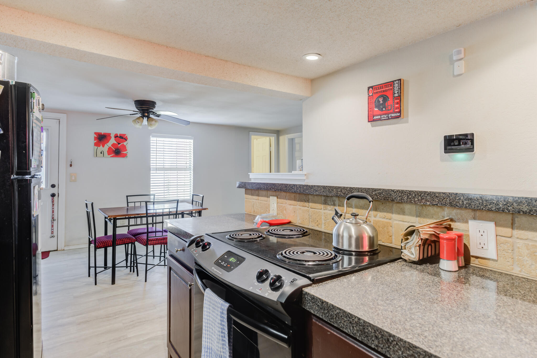 2014 37th Street Lubbock, TX 79412 - Photo 10 of 36 DSC03964_5_6