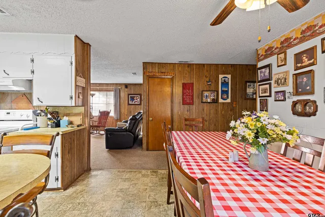 a view of a entryway