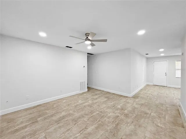 $249,900 | 37502 Oakview Circle, Dade City, FL 33523