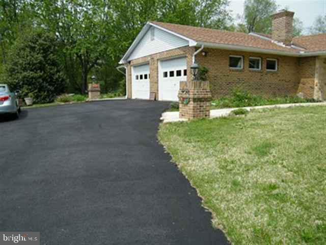 7740 Jonestown Road Harrisburg, PA 17112 - Photo 2 of 17 Gallery Image 2