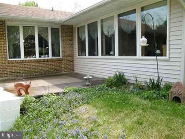 7740 Jonestown Road Harrisburg, PA 17112 - Photo 4 of 17 Gallery Image 4