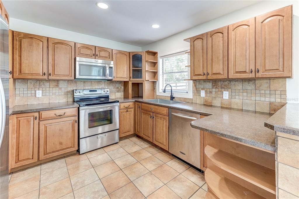 154 Knight Street Mascotte, FL 34753 - Photo 27 of 32